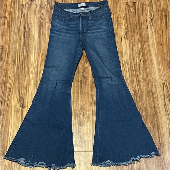 Judy Blue Denim - Judy Blue women’s 30 11 jeans flare blue stretch high rise frayed hems boutique